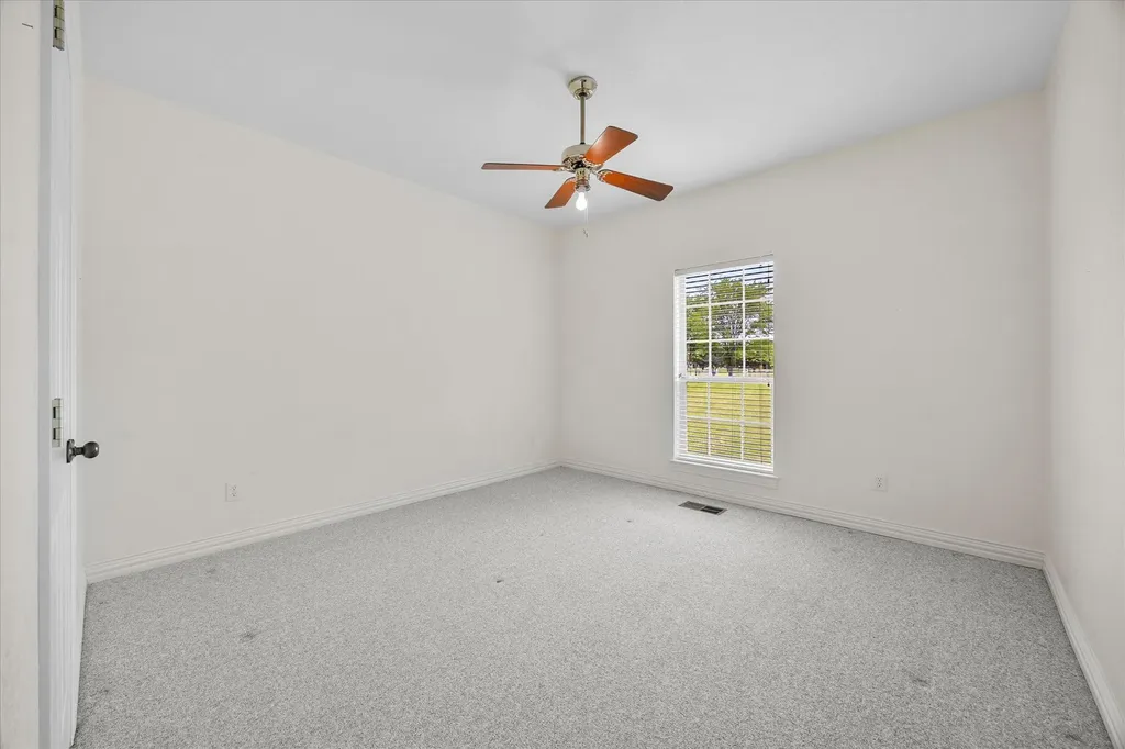 10495 Holly Creek Road Terrell TX 75160