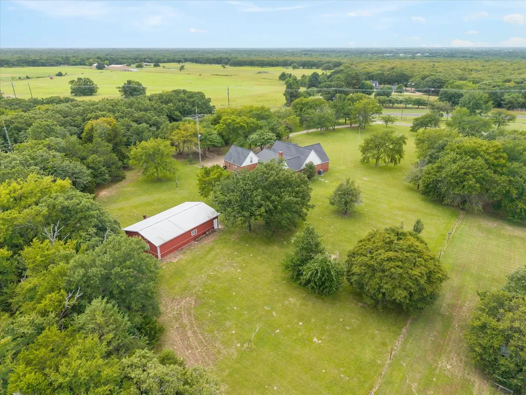 10495 Holly Creek Road Terrell TX 75160