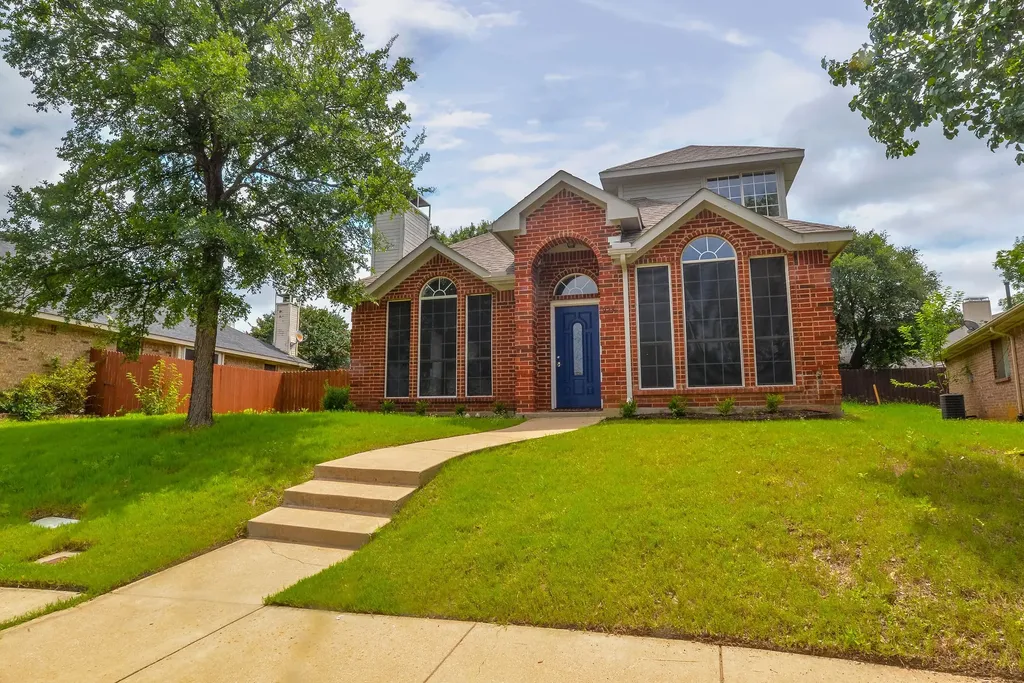923 Kathryn Drive Lewisville TX 75067