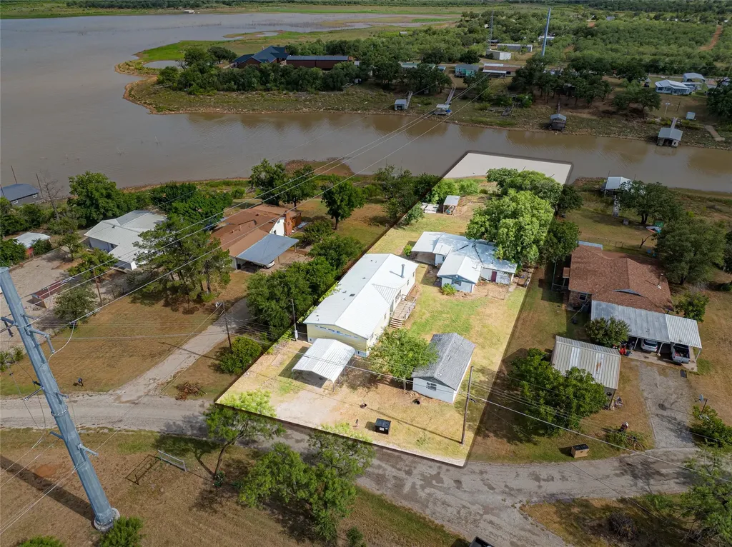2517 County Road 215 Breckenridge TX 76424