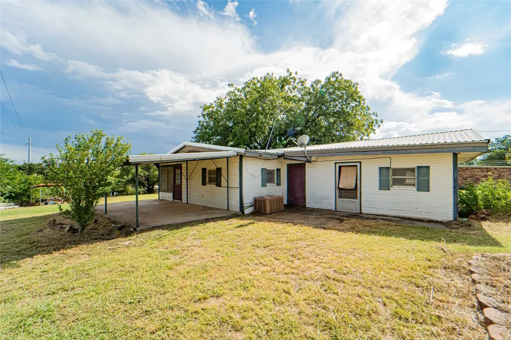 2517 County Road 215 Breckenridge TX 76424