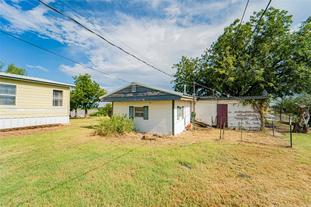 2517 County Road 215 Breckenridge TX 76424
