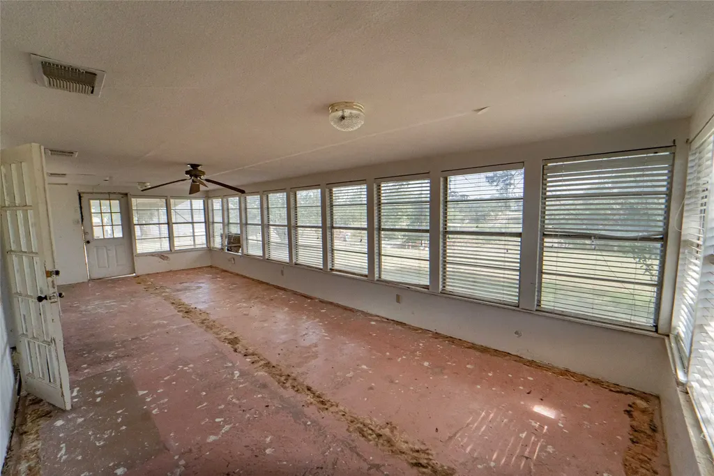 2517 County Road 215 Breckenridge TX 76424