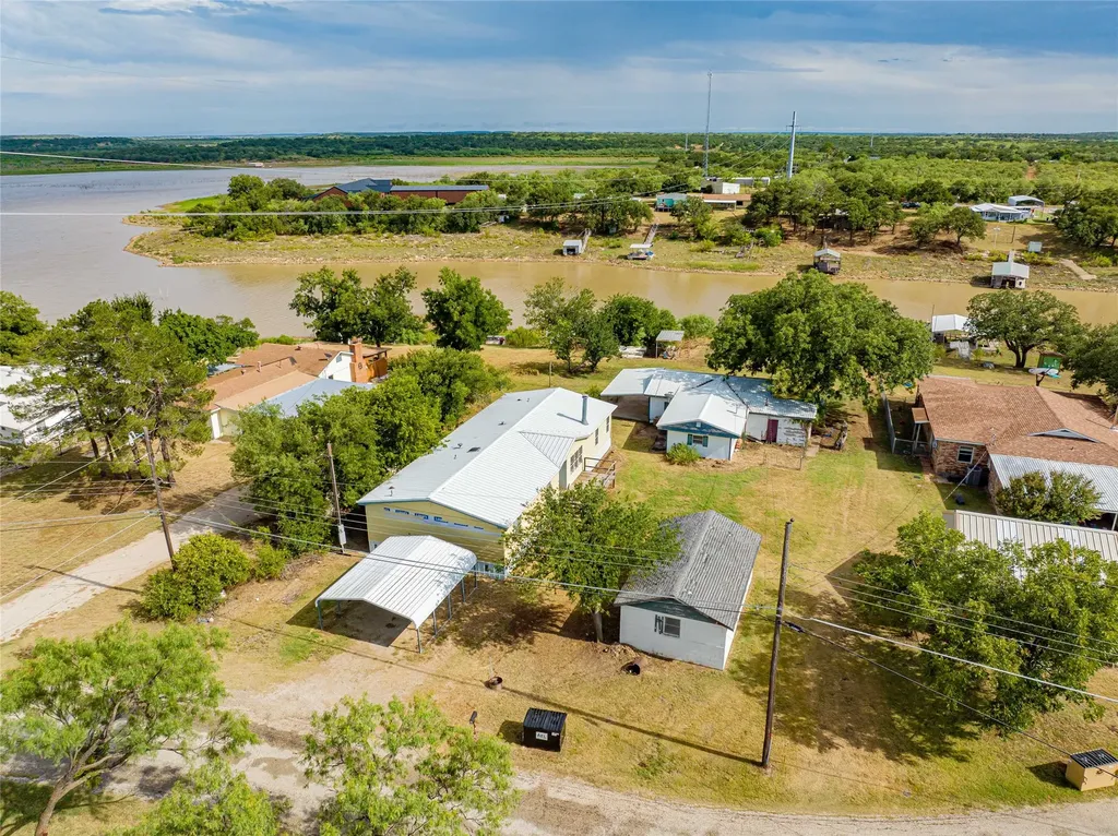 2517 County Road 215 Breckenridge TX 76424