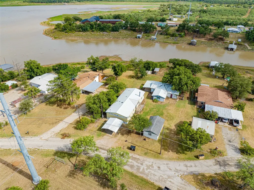 2517 County Road 215 Breckenridge TX 76424