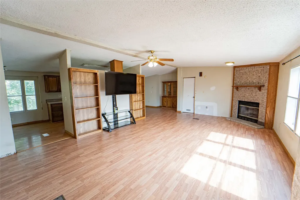 2517 County Road 215 Breckenridge TX 76424