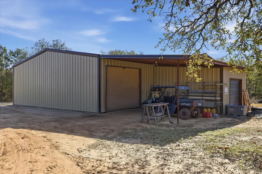 8980 Cr 156 Bluff Dale TX 76433