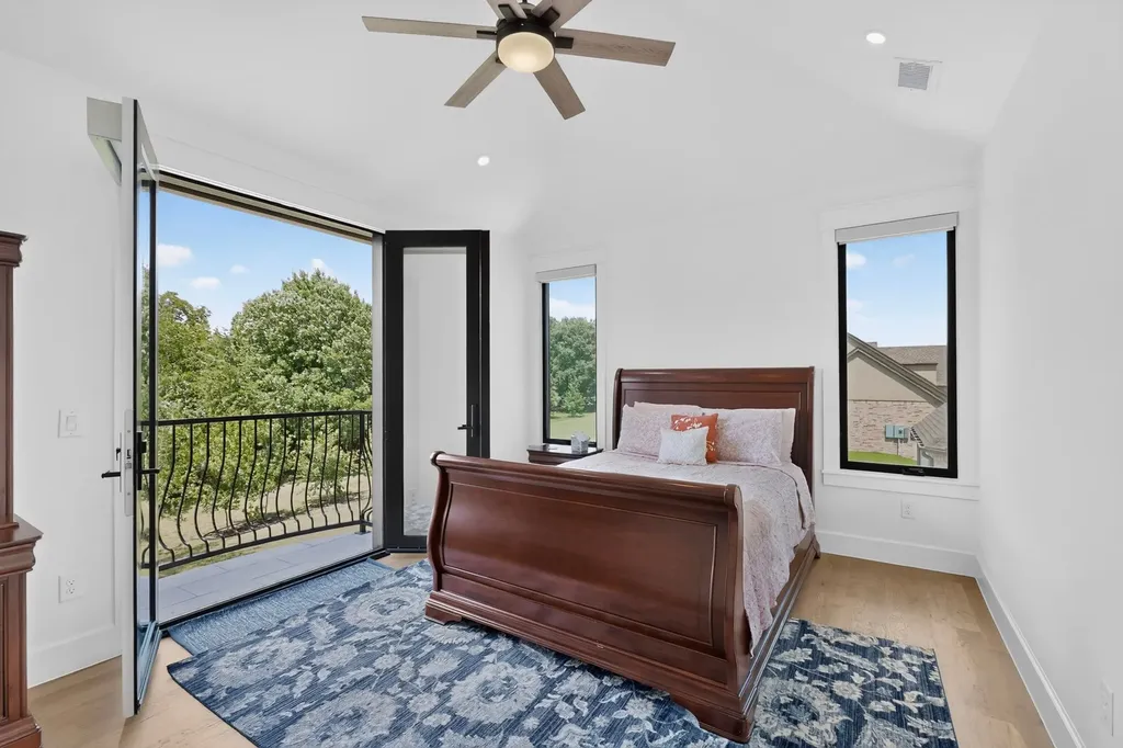 413 Charlie Joseph Drive Van Alstyne TX 75495