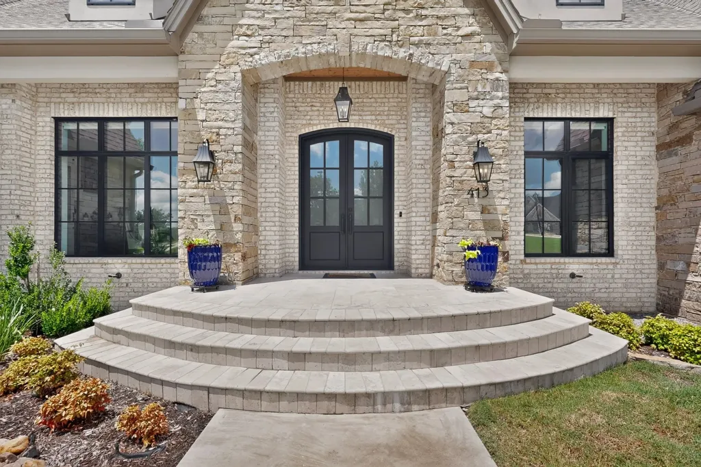 413 Charlie Joseph Drive Van Alstyne TX 75495