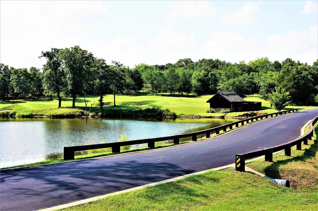 573 Sycamore Hills Loop Gordonville TX 76245