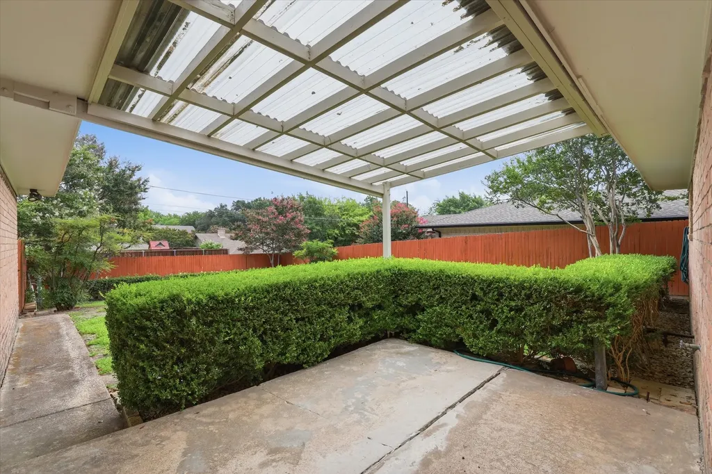 310 W Lookout Drive Richardson TX 75080
