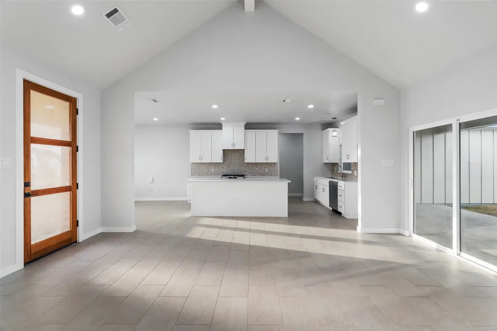 548 Highview Court Godley TX 76044