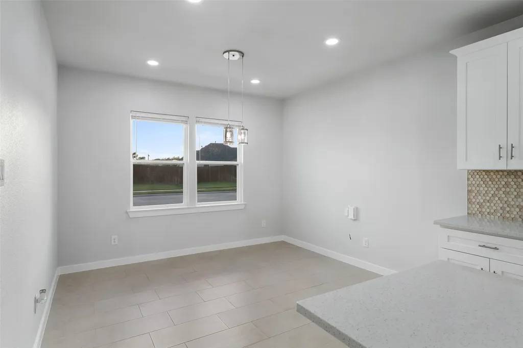 548 Highview Court Godley TX 76044