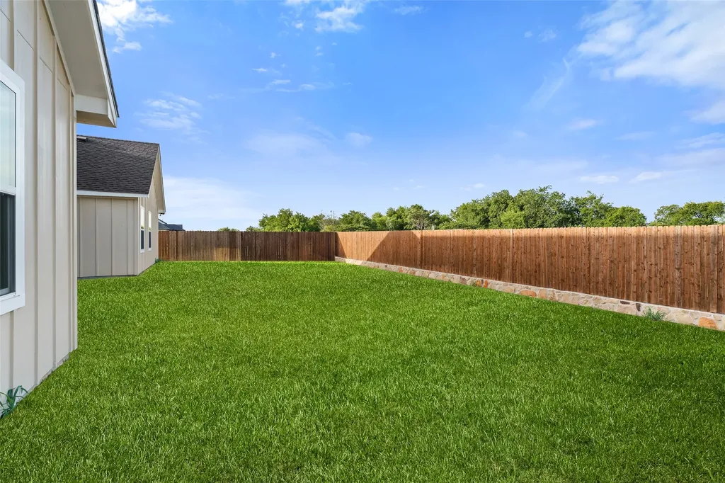 548 Highview Court Godley TX 76044