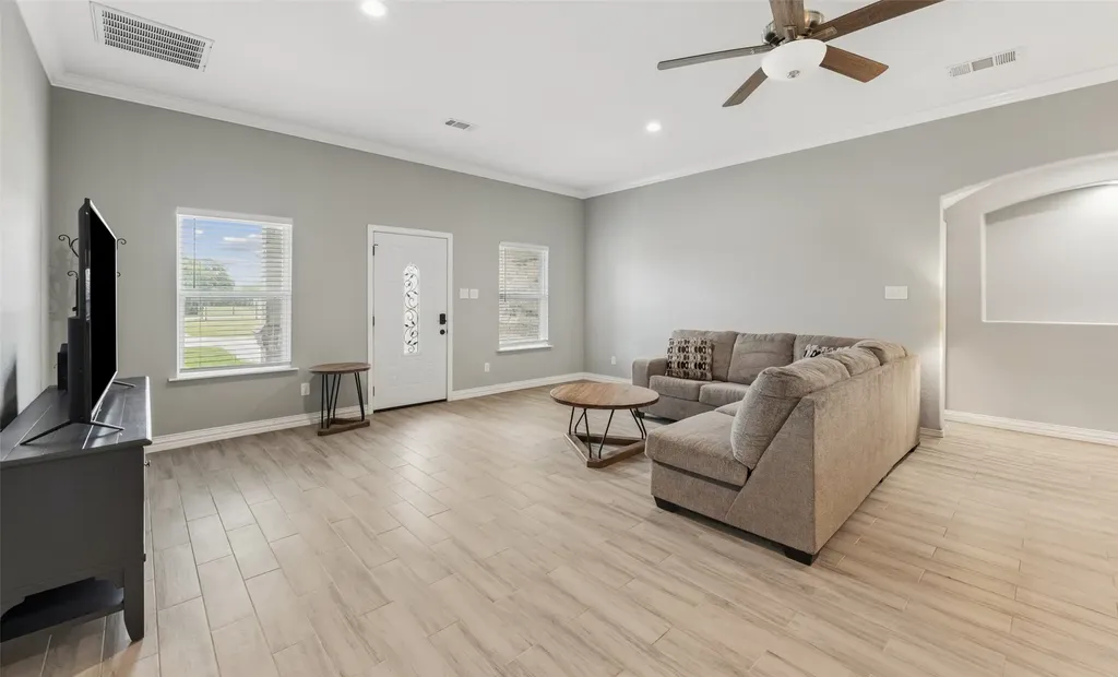 6797 Bridle Bit Trail Fort Worth TX 76135
