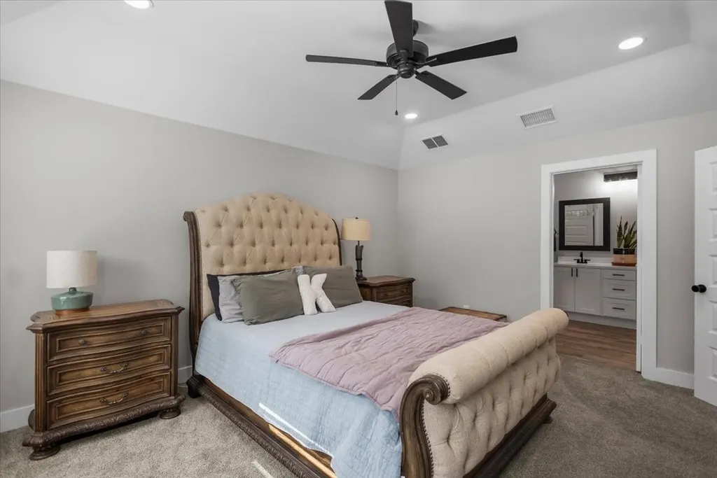 16134 Crossing Circle Lindale TX 75771