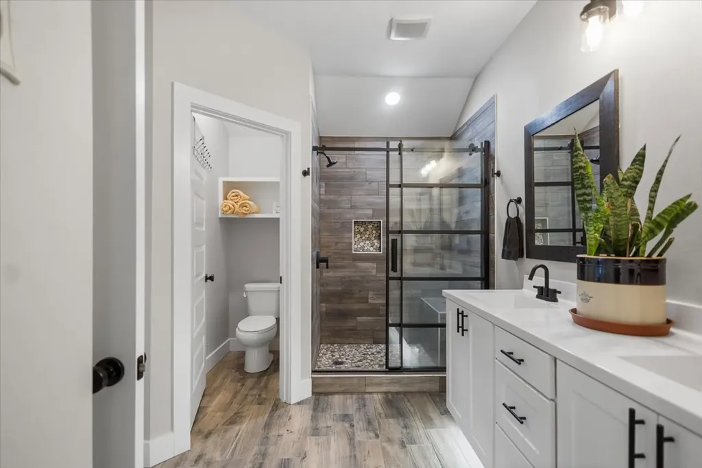 16134 Crossing Circle Lindale TX 75771