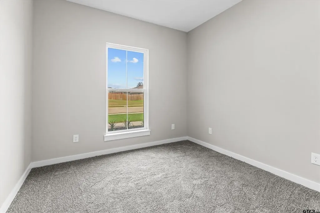 16134 Crossing Circle Lindale TX 75771