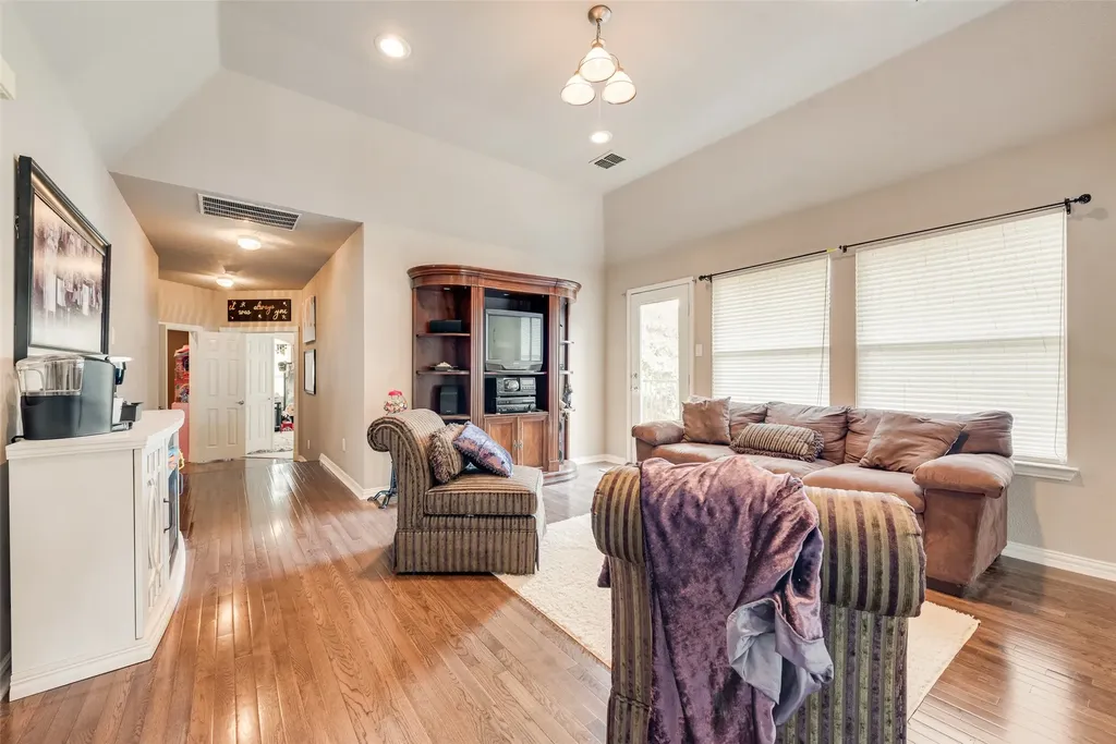 695 Shores Boulevard Rockwall TX 75087