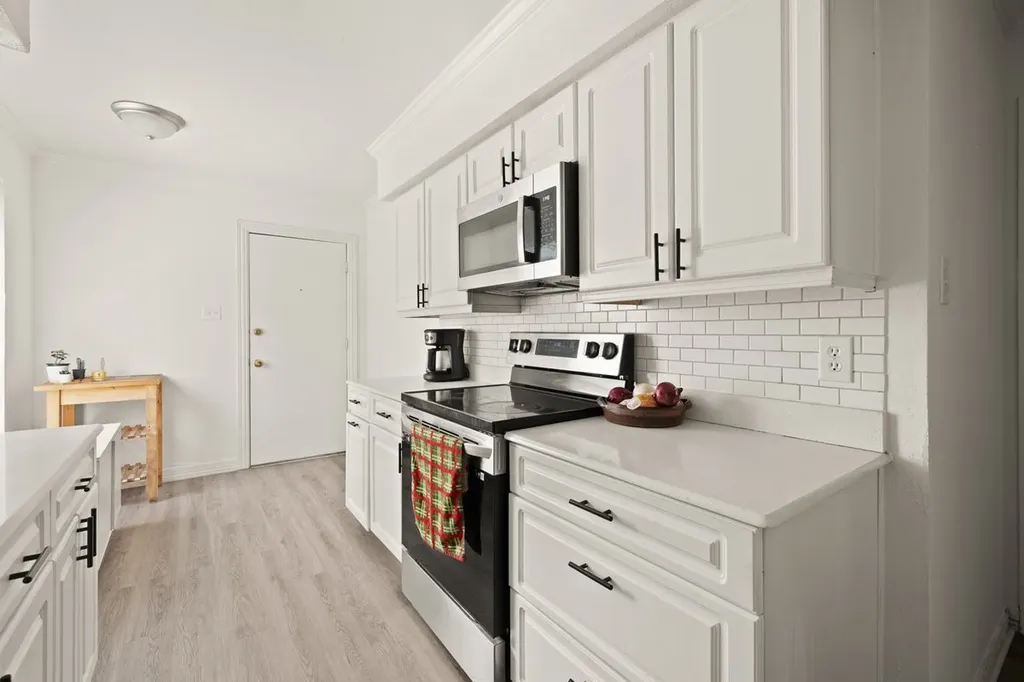 13752 Flagstone Lane Dallas TX 75240
