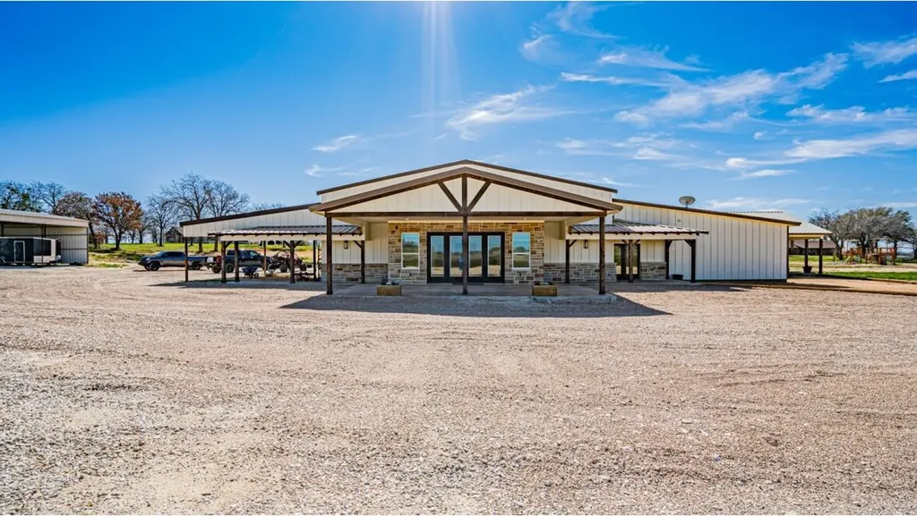 8900 Nix Road Tolar TX 76476