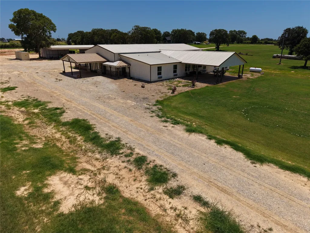 8900 Nix Road Tolar TX 76476