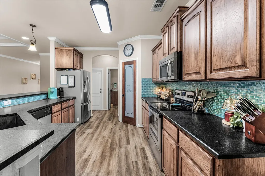 820 Springdale Circle Lorena TX 76655