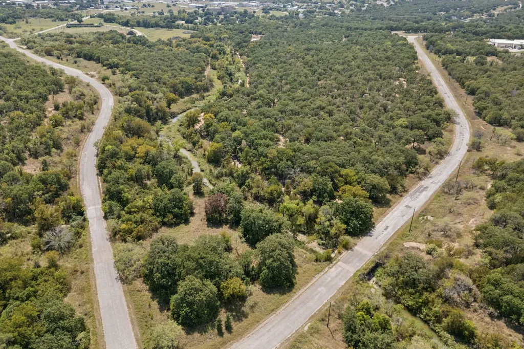 620 Pershing Road Mineral Wells TX 76067