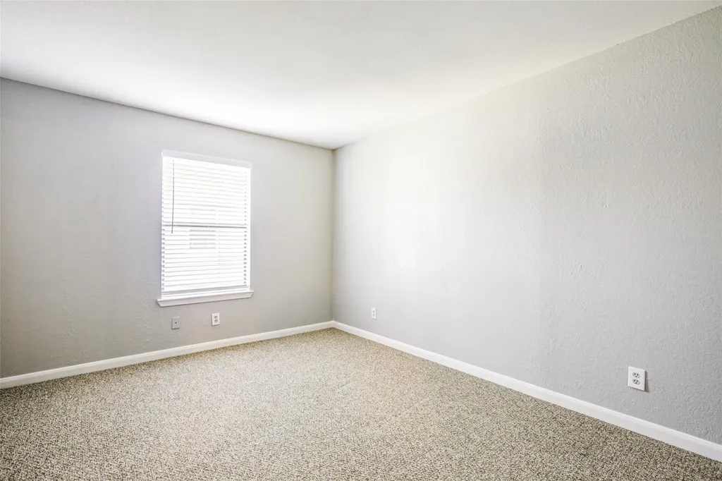 2240 Tarpley Road Carrollton TX 75006