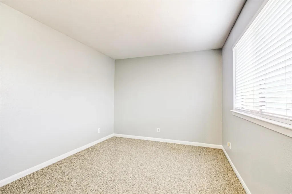 2240 Tarpley Road Carrollton TX 75006