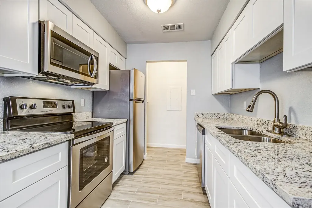2240 Tarpley Road Carrollton TX 75006