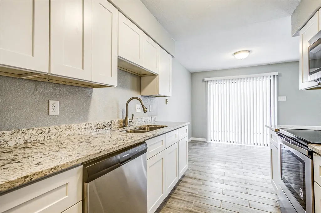 2240 Tarpley Road Carrollton TX 75006