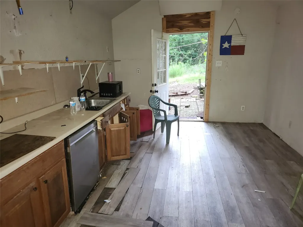 94 Private Road 52001 Pittsburg TX 75686