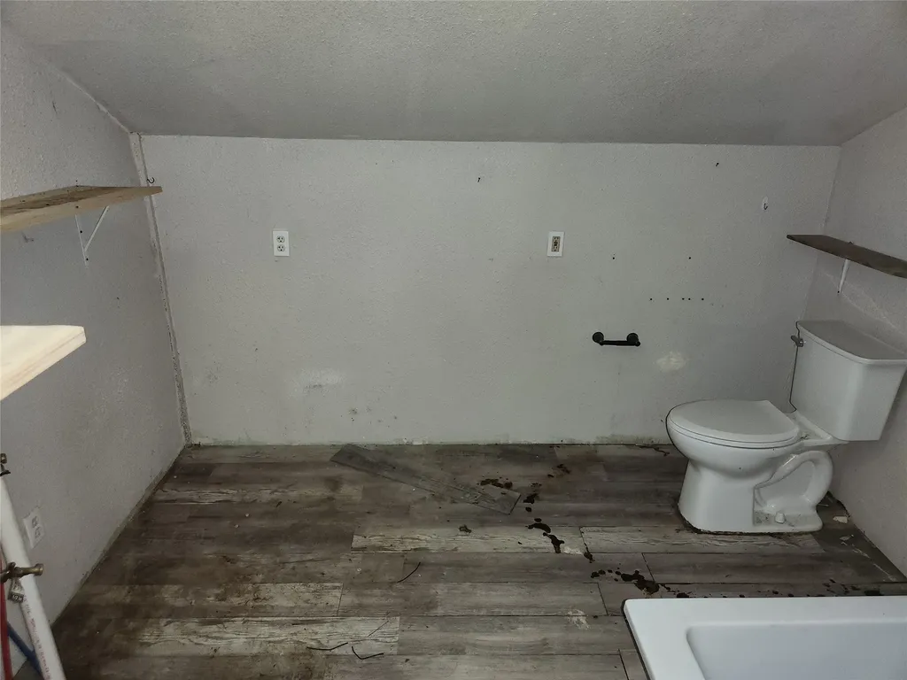 94 Private Road 52001 Pittsburg TX 75686