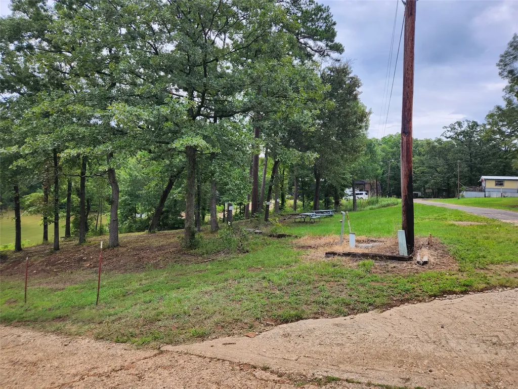 94 Private Road 52001 Pittsburg TX 75686