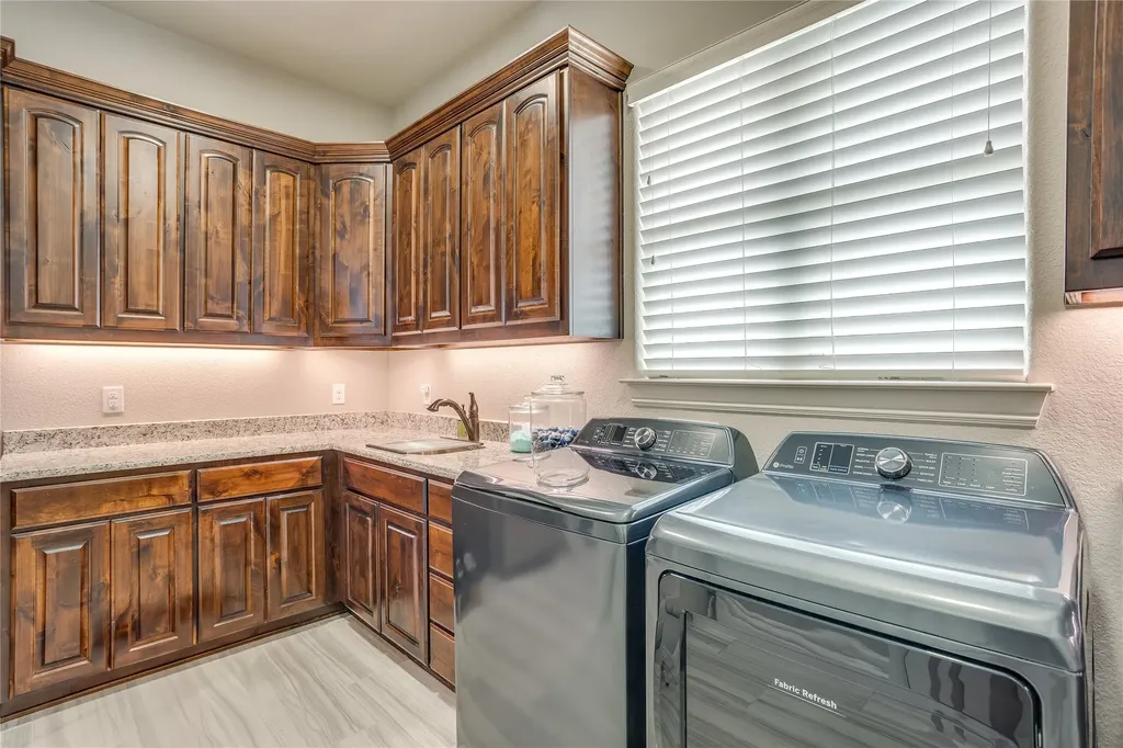 163 Jessica Drive Aledo TX 76008