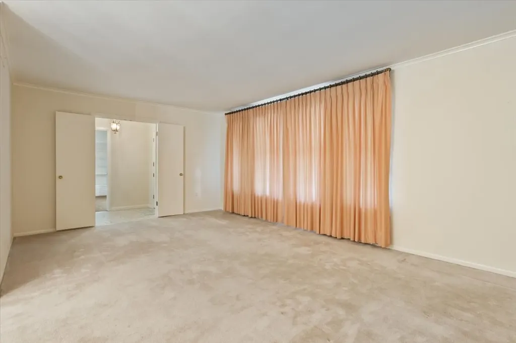 204 N Marable Street West TX 76691