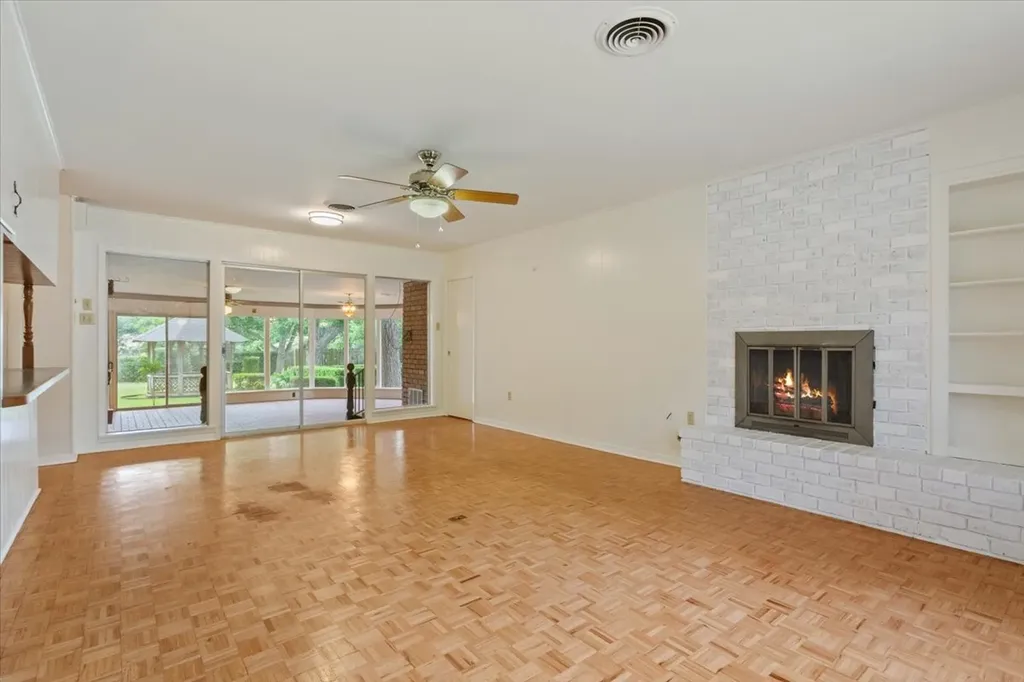 204 N Marable Street West TX 76691