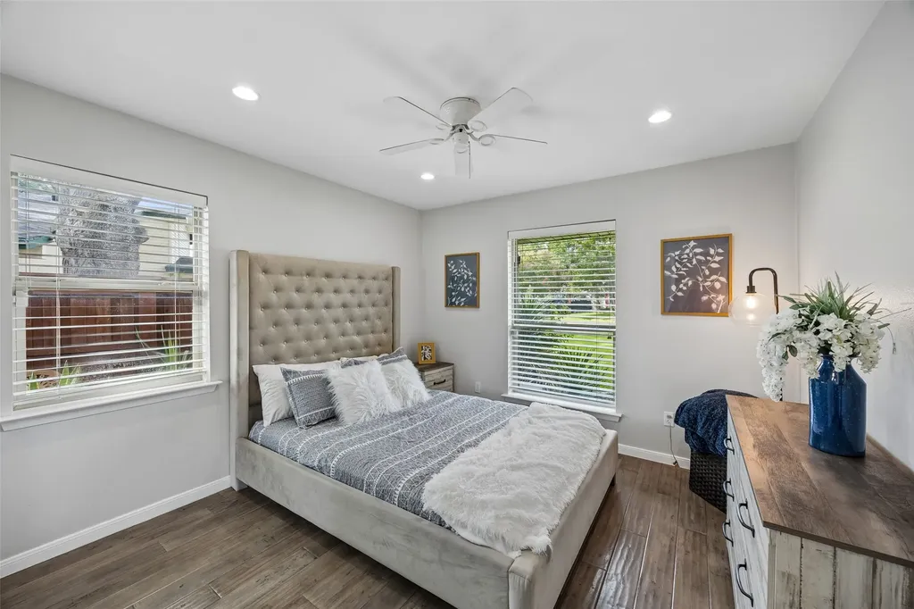 2732 Bay Meadows Circle Farmers Branch TX 75234