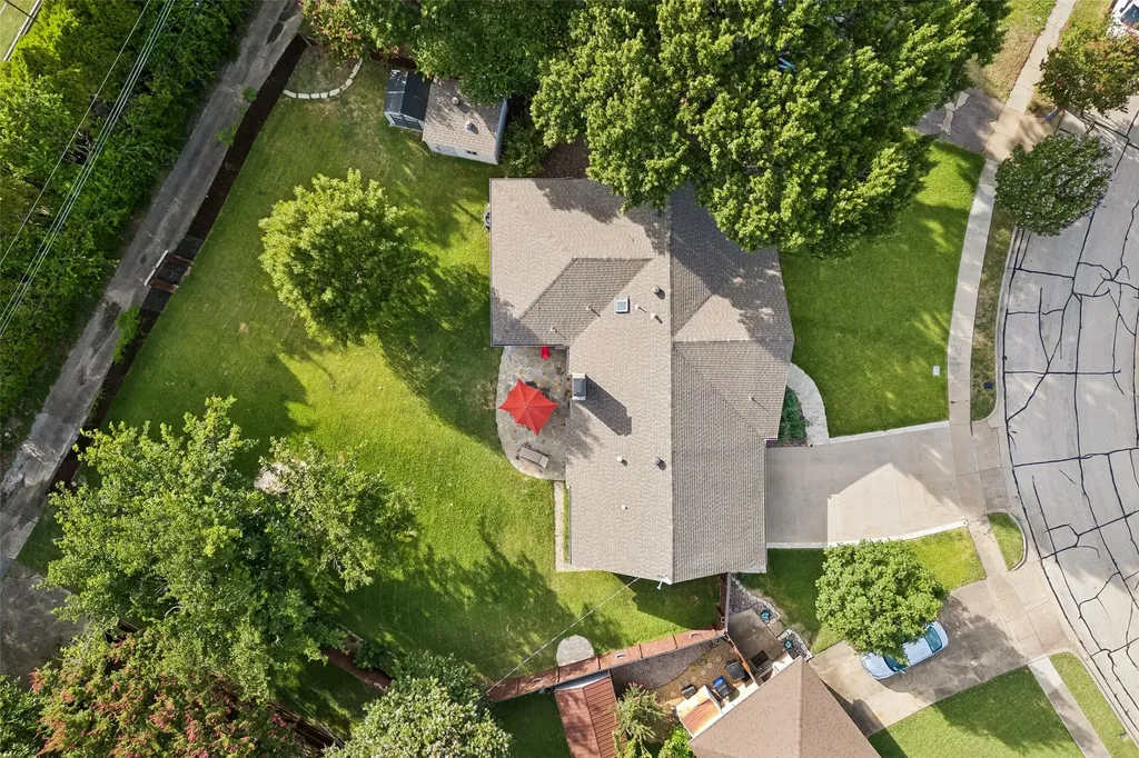 2732 Bay Meadows Circle Farmers Branch TX 75234
