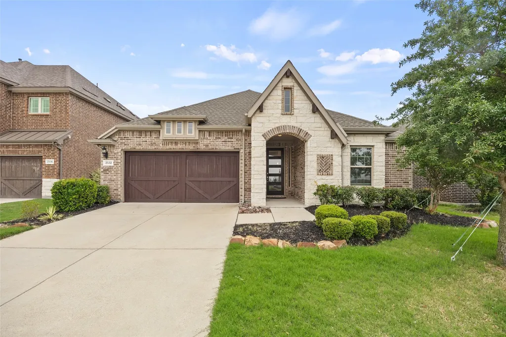 2532 Governors Boulevard Heath TX 75126