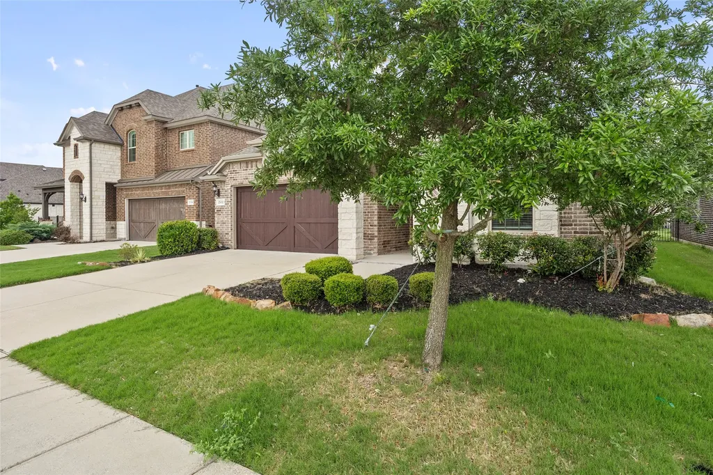 2532 Governors Boulevard Heath TX 75126