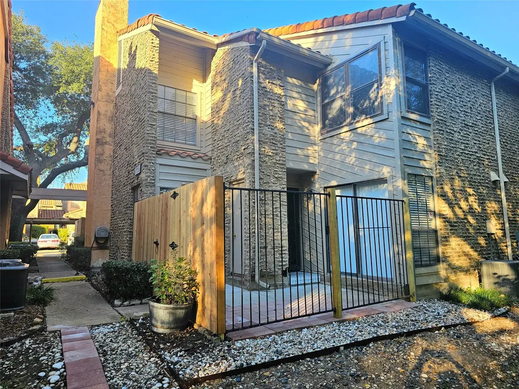 871 Dublin Drive Richardson TX 75080