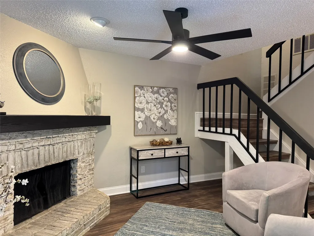 871 Dublin Drive Richardson TX 75080