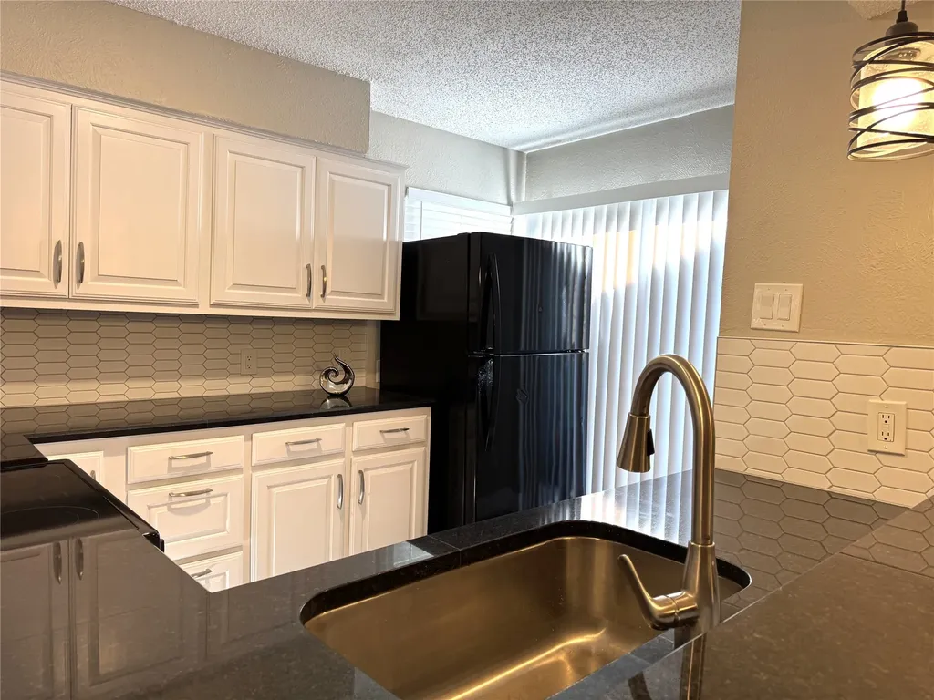 871 Dublin Drive Richardson TX 75080
