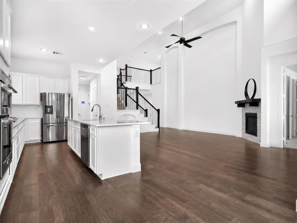 6504 Dynamite Drive Mckinney TX 75070