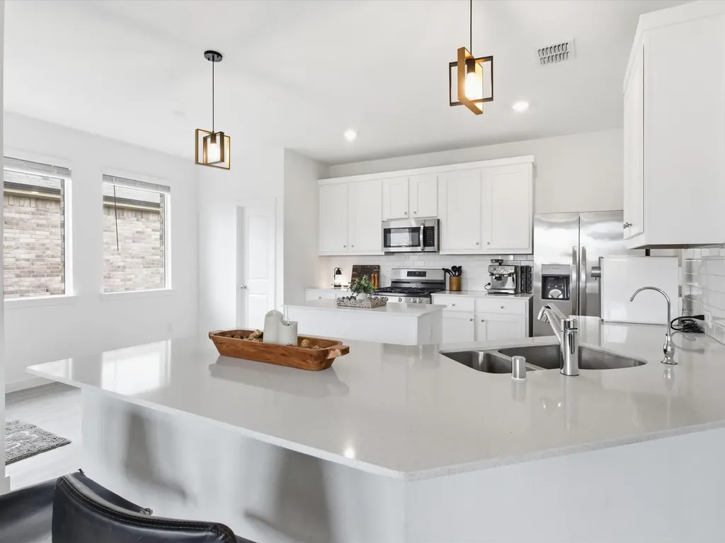 326 Texas Trail Justin TX 76247