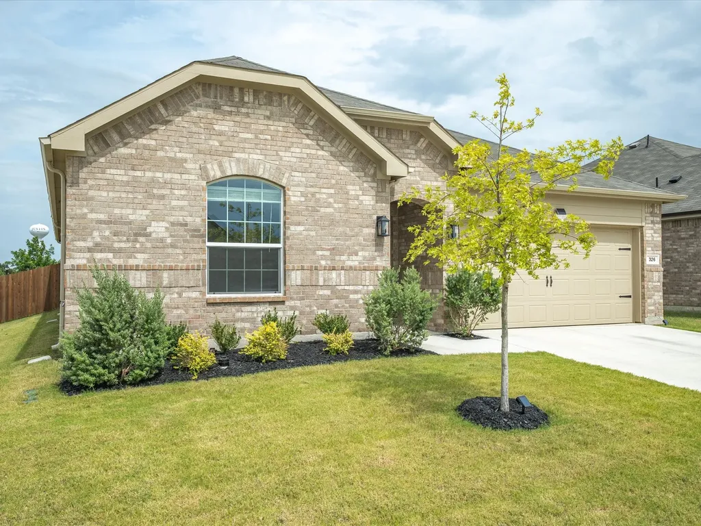326 Texas Trail Justin TX 76247