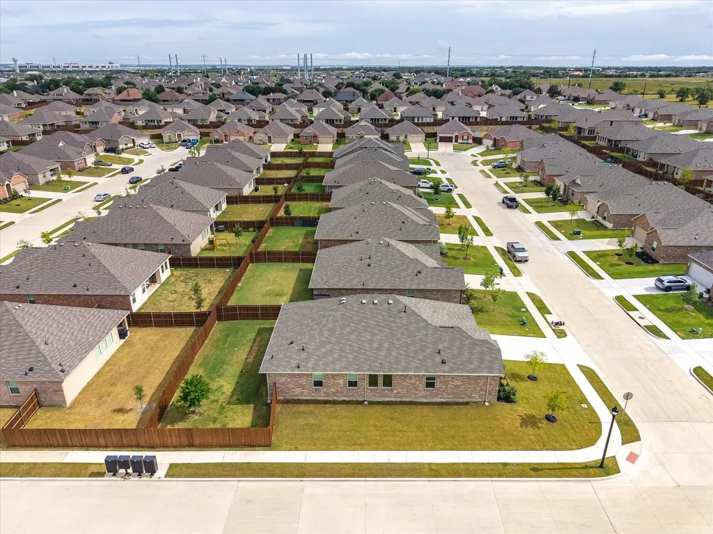 326 Texas Trail Justin TX 76247