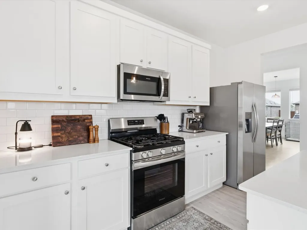 326 Texas Trail Justin TX 76247